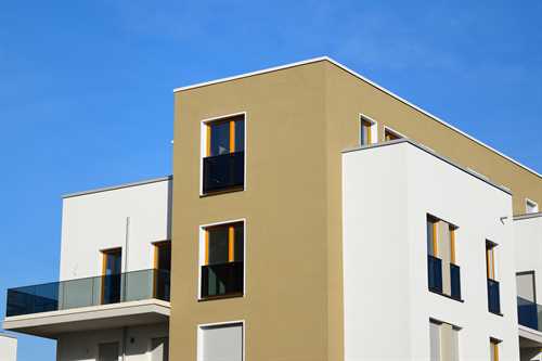 Do Flat Roof Advantages Outweigh its Disadvantages?